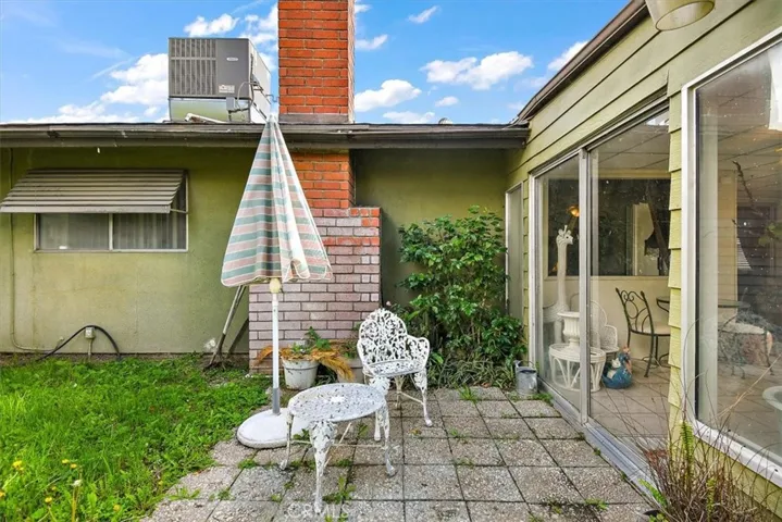 840 S Wisteria Avenue, Bloomington, California 92316