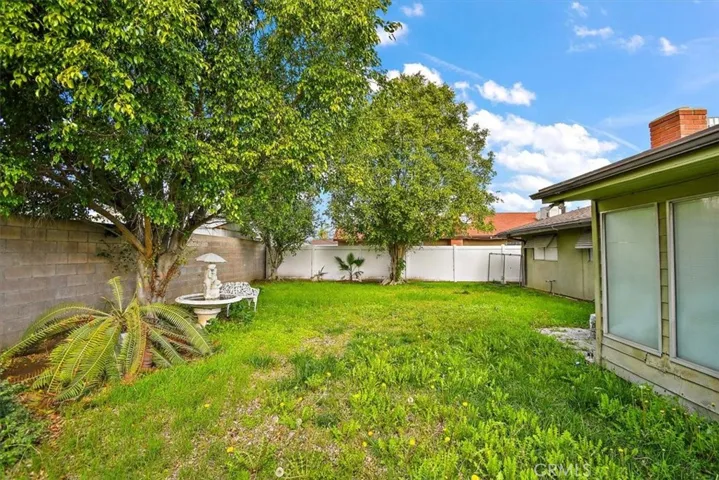 840 S Wisteria Avenue, Bloomington, California 92316