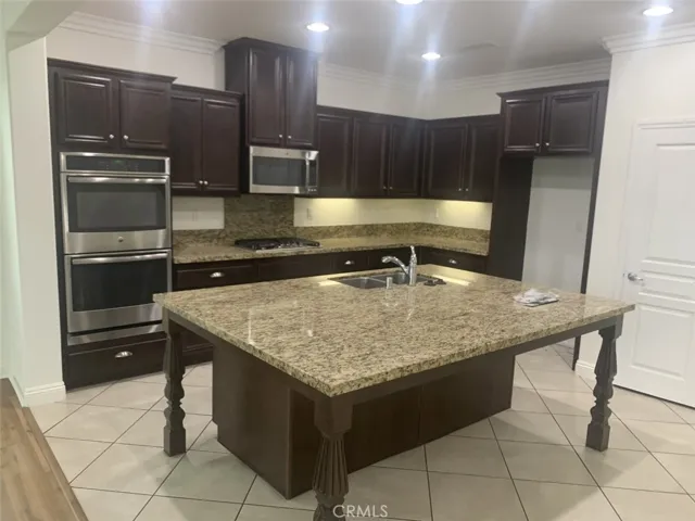 25713 Chamomile Road, Corona, California 92883