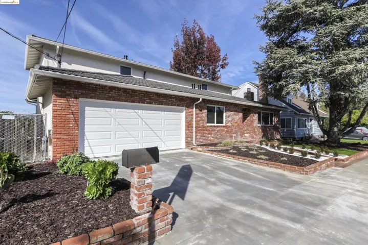 33 Oak Hill Cir, Oakland, California 94605