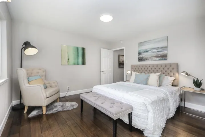 33 Oak Hill Cir, Oakland, California 94605