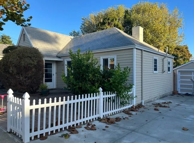 118 Poplar Ave., San Bruno, California 94066