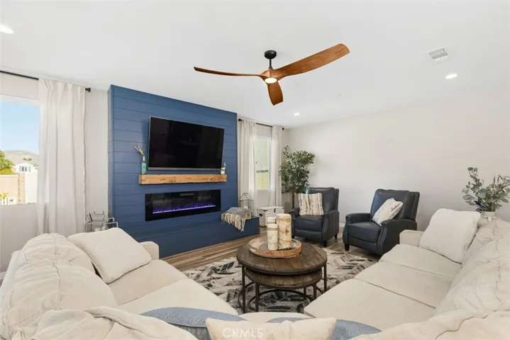 29516 Tulipwood Street, Menifee, California 92584