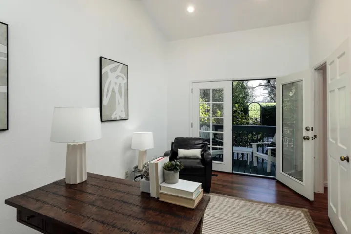 933 Laurel Glen Drive, Palo Alto, California 94304