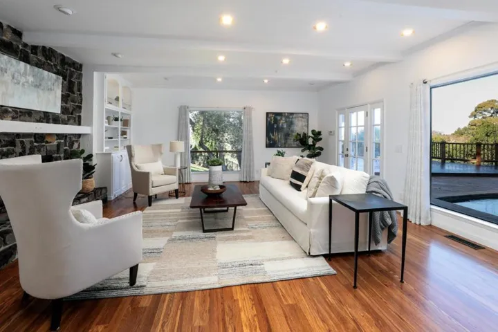 933 Laurel Glen Drive, Palo Alto, California 94304