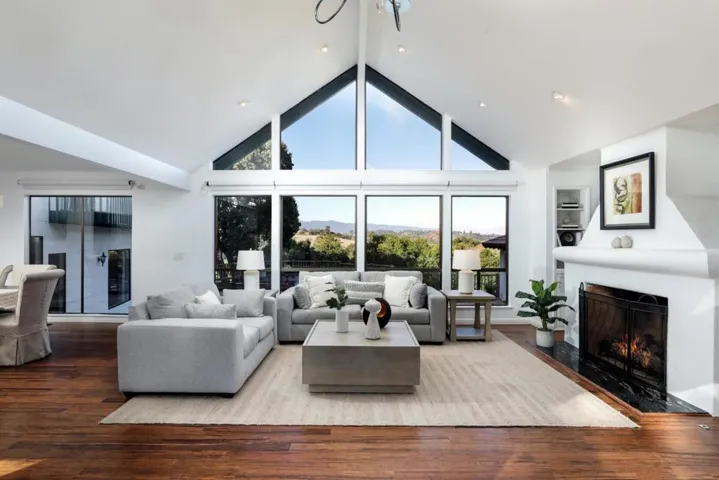 933 Laurel Glen Drive, Palo Alto, California 94304