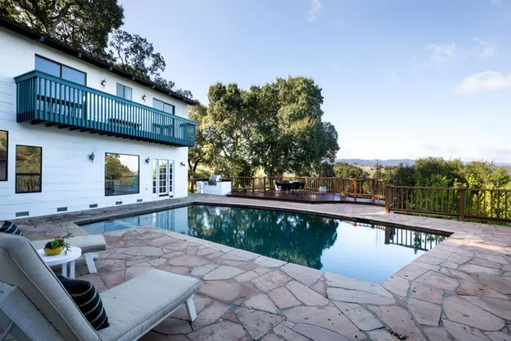 933 Laurel Glen Drive, Palo Alto, California 94304