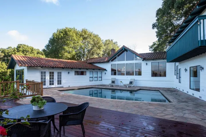 933 Laurel Glen Drive, Palo Alto, California 94304