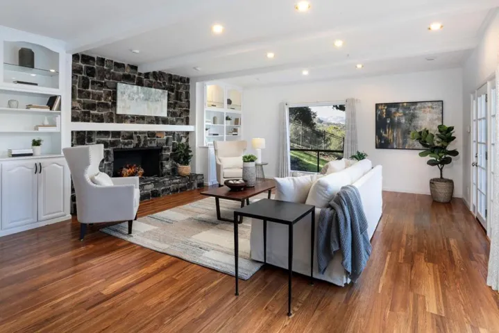 933 Laurel Glen Drive, Palo Alto, California 94304
