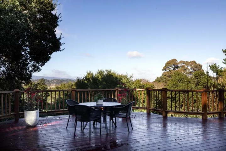 933 Laurel Glen Drive, Palo Alto, California 94304