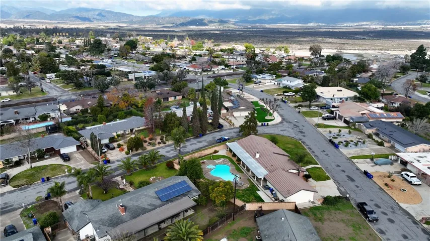 5842 Date Avenue, Rialto, California 92377