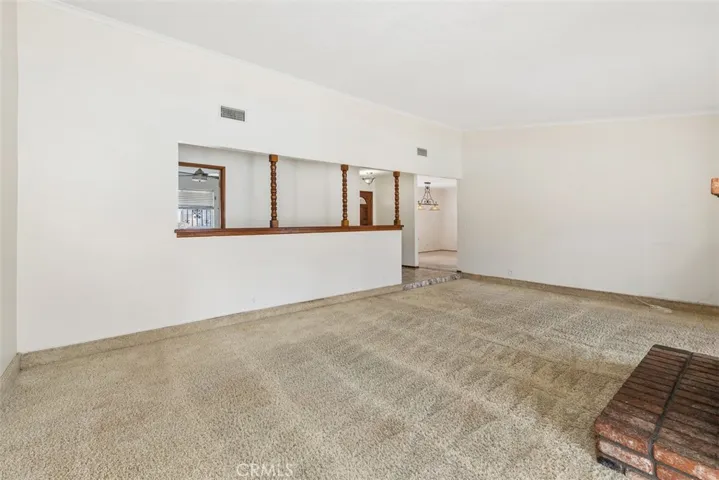 5842 Date Avenue, Rialto, California 92377