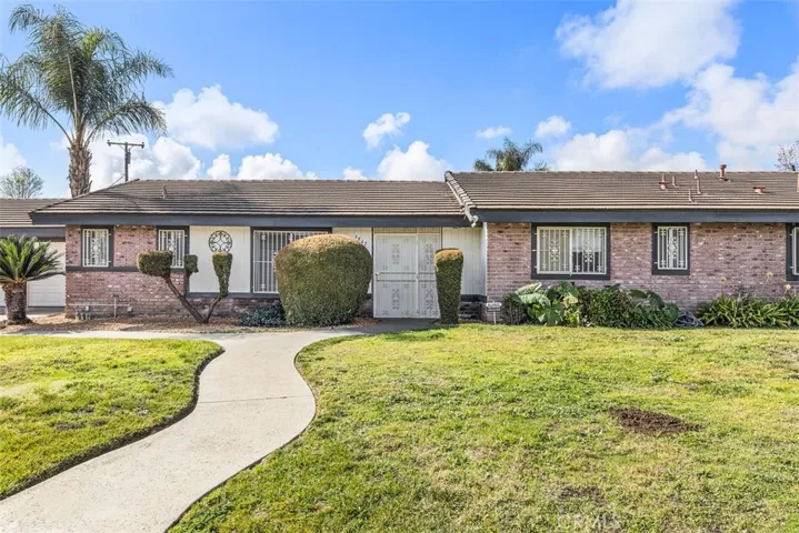 5842 Date Avenue, Rialto, California 92377