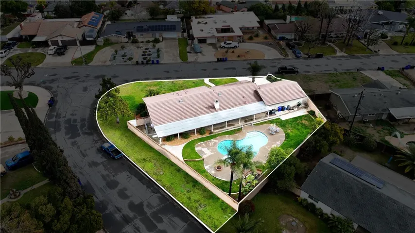 5842 Date Avenue, Rialto, California 92377