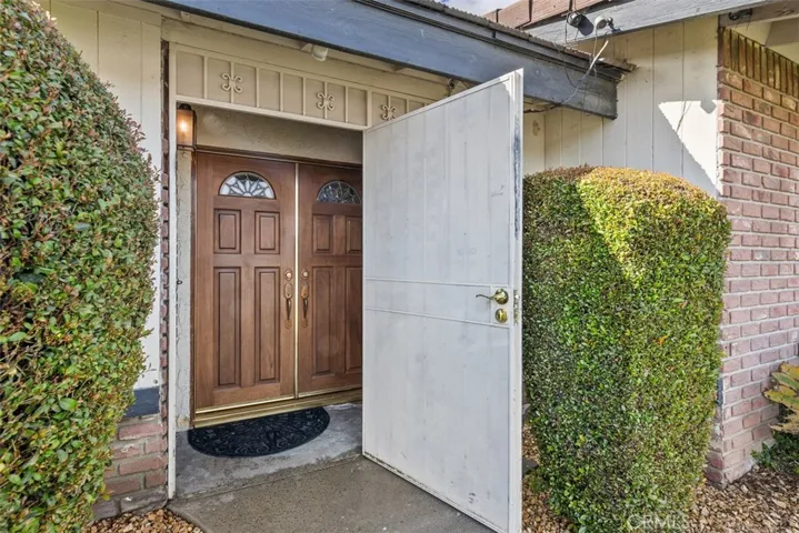 5842 Date Avenue, Rialto, California 92377