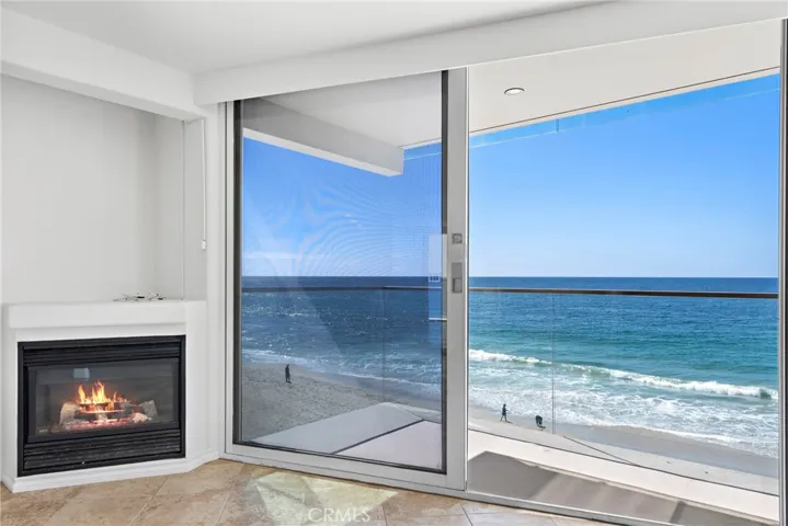609 Sleepy Hollow Lane 8, Laguna Beach, California 92651