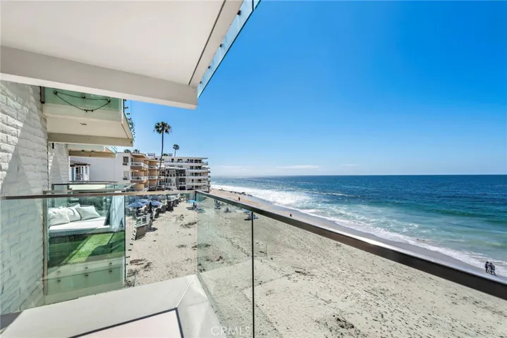 609 Sleepy Hollow Lane 8, Laguna Beach, California 92651