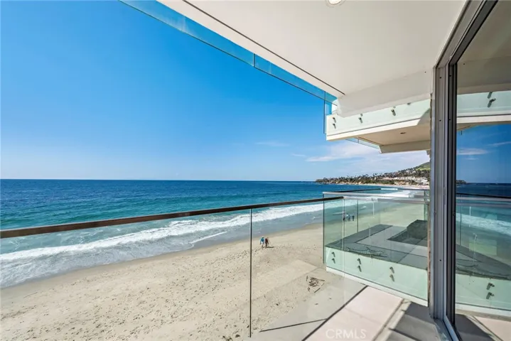 609 Sleepy Hollow Lane 8, Laguna Beach, California 92651