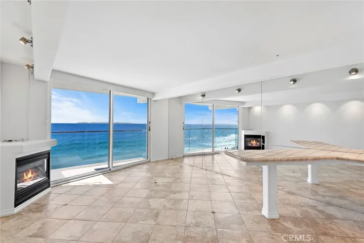 609 Sleepy Hollow Lane 8, Laguna Beach, California 92651