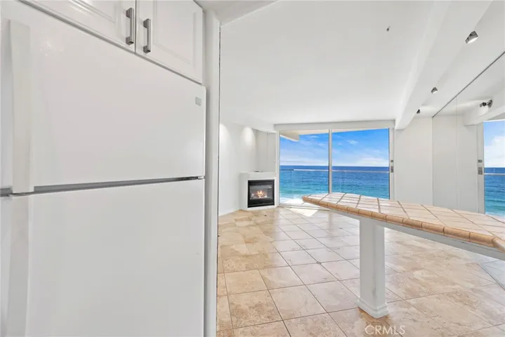 609 Sleepy Hollow Lane 8, Laguna Beach, California 92651