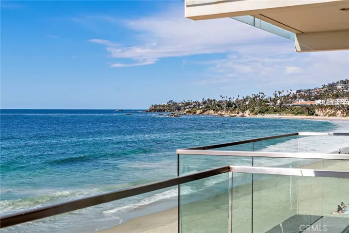 609 Sleepy Hollow Lane 8, Laguna Beach, California 92651
