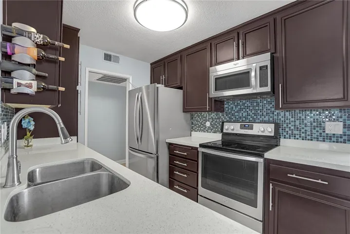 13543 Moorpark Street 8, Sherman Oaks, California 91423