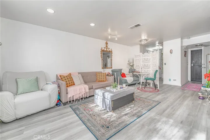 Living room leading into kitchen