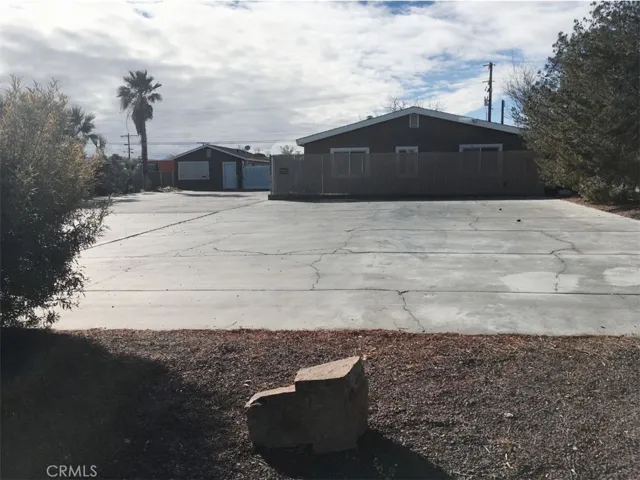 2150 E Main Street, Barstow, California 92311
