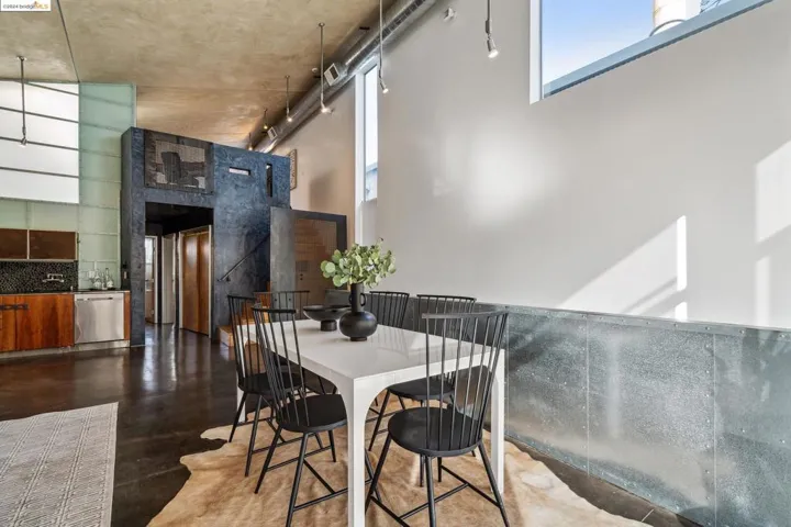 755 Folger Avenue, Berkeley, California 94710-2809