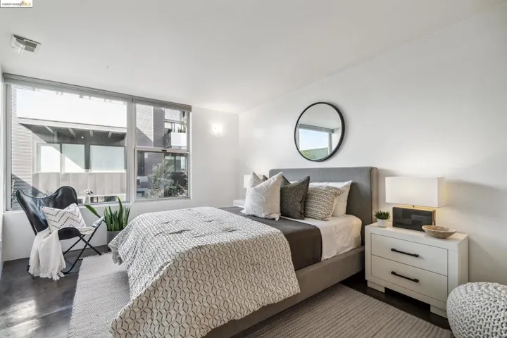 755 Folger Avenue, Berkeley, California 94710-2809