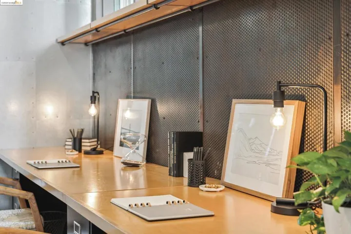 755 Folger Avenue, Berkeley, California 94710-2809