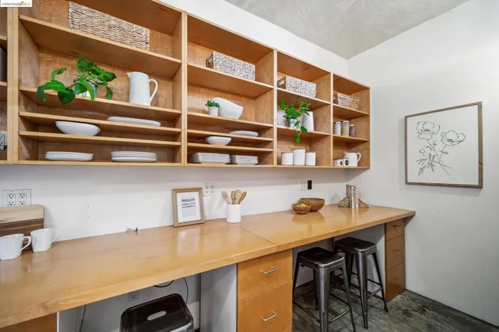 755 Folger Avenue, Berkeley, California 94710-2809