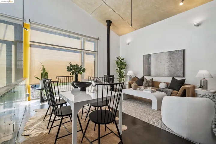 755 Folger Avenue, Berkeley, California 94710-2809