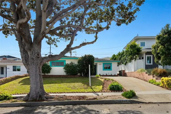 1327 S Gertruda Avenue, Redondo Beach, California 90277