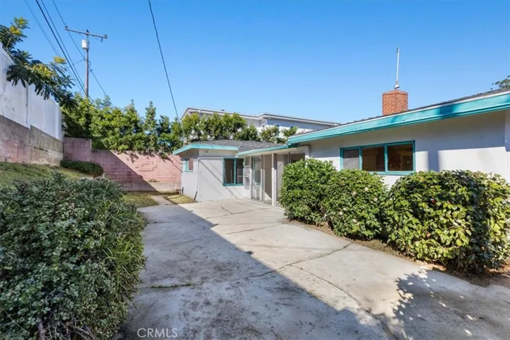 1327 S Gertruda Avenue, Redondo Beach, California 90277