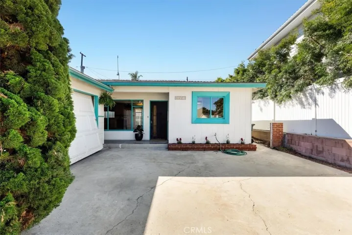 1327 S Gertruda Avenue, Redondo Beach, California 90277