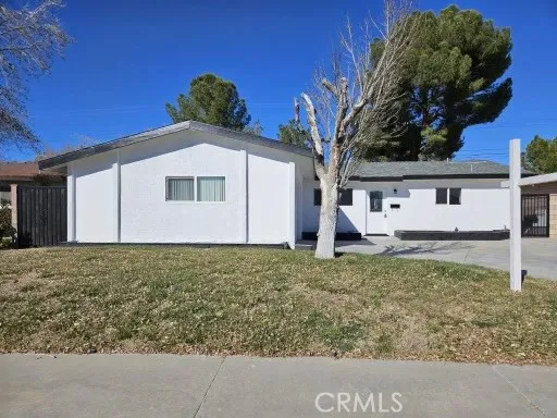 1243 W Avenue J11, Lancaster, California 93534