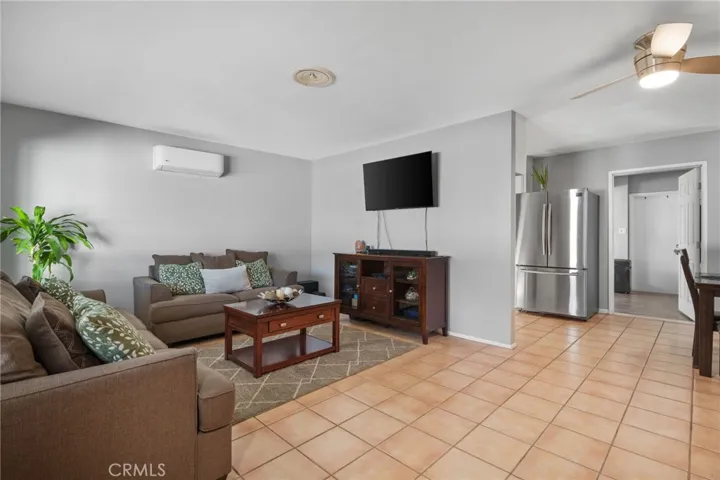320 Magnolia Circle, Hemet, California 92543