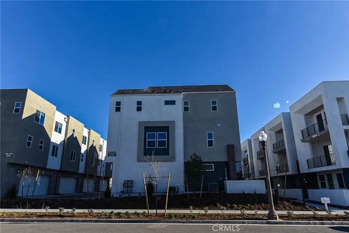 258 Sash, Irvine, California 92618
