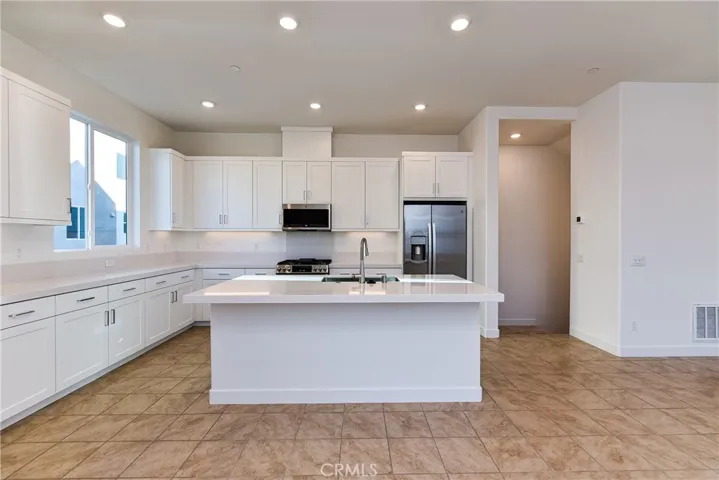 258 Sash, Irvine, California 92618
