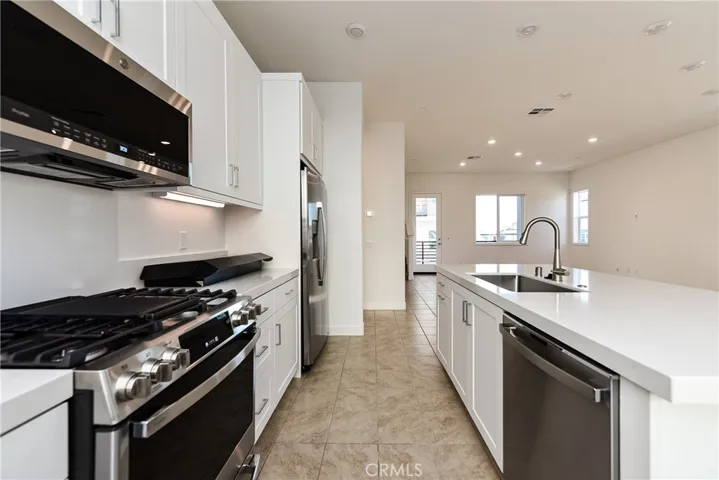 258 Sash, Irvine, California 92618