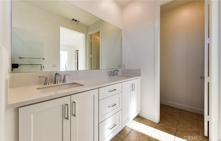 258 Sash, Irvine, California 92618