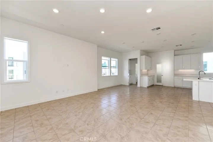 258 Sash, Irvine, California 92618