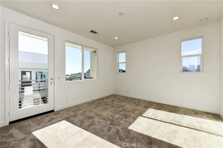 258 Sash, Irvine, California 92618