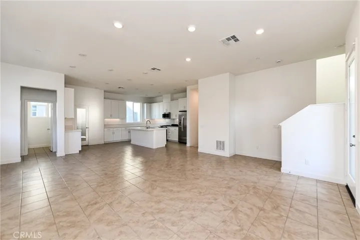 258 Sash, Irvine, California 92618