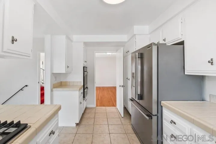 2010 Elevada St, Oceanside, California 92054