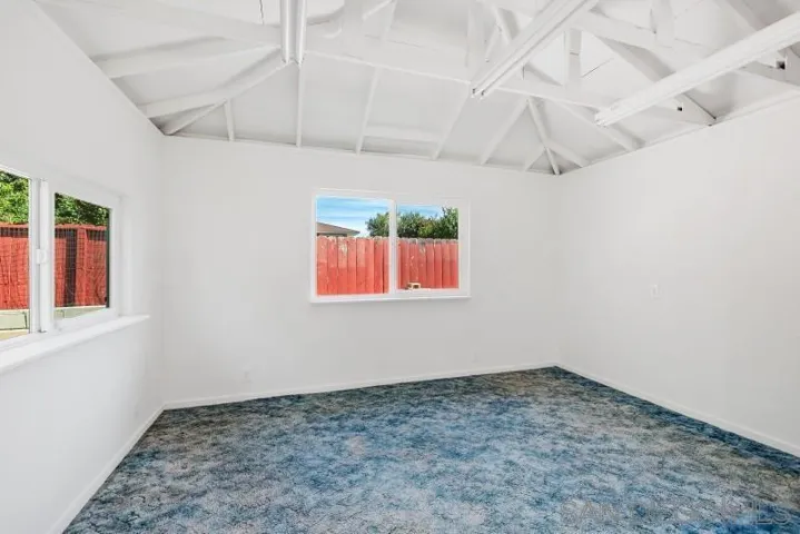 2010 Elevada St, Oceanside, California 92054