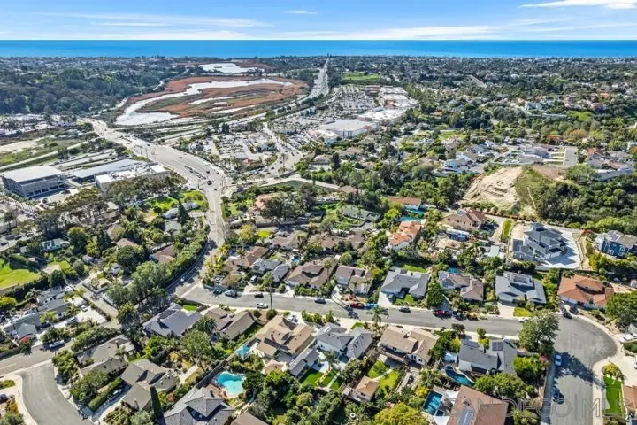 2010 Elevada St, Oceanside, California 92054