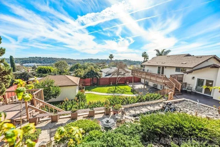 2010 Elevada St, Oceanside, California 92054