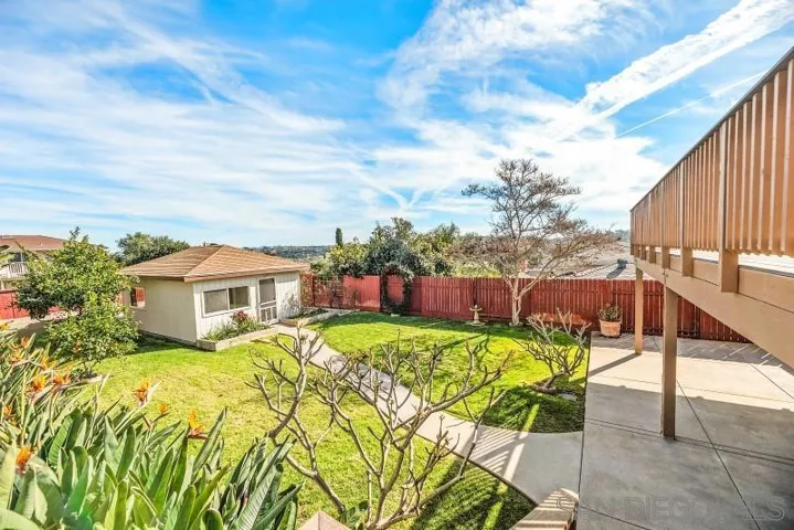 2010 Elevada St, Oceanside, California 92054